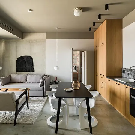 Rezident Tomis Marina * 콘스탄차