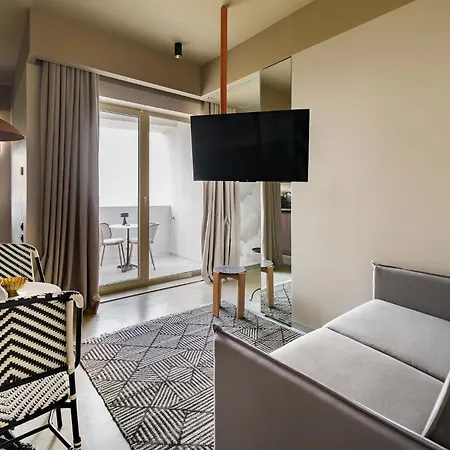 Rezident Tomis Marina * 콘스탄차