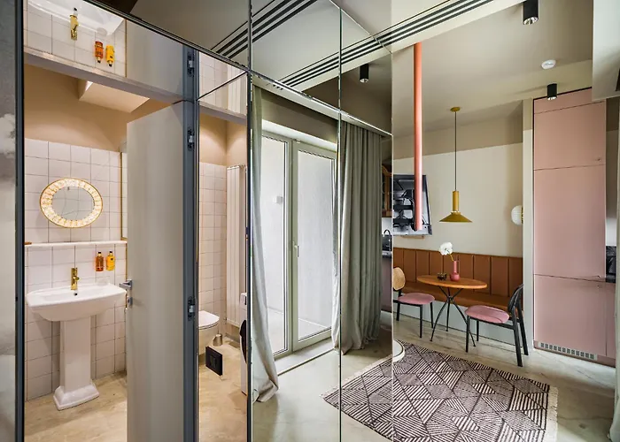 Rezident Tomis Marina Constanţa