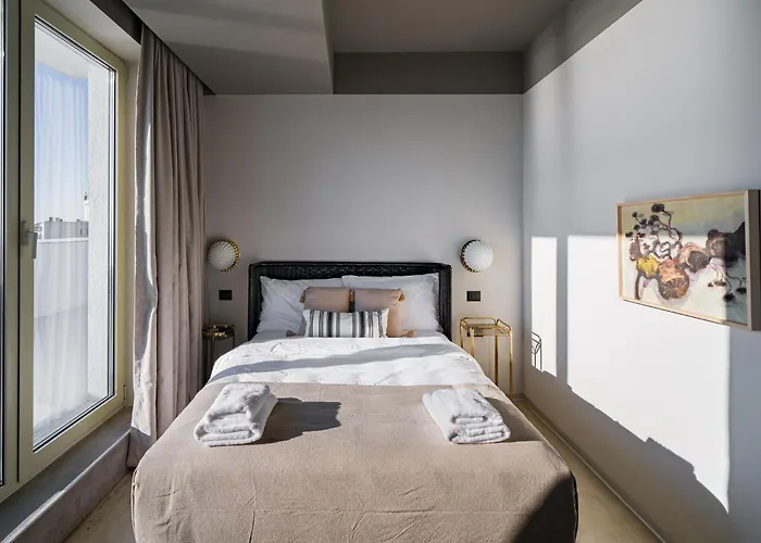 Rezident Tomis Marina Lejlighed *