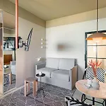 Rezident Tomis Marina Apartamento
