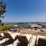 Rezident Tomis Marina Constanţa