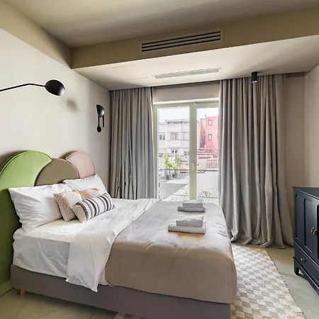 Rezident Tomis Marina * Constanţa