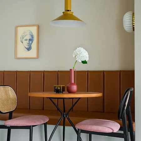 Rezident Tomis Marina