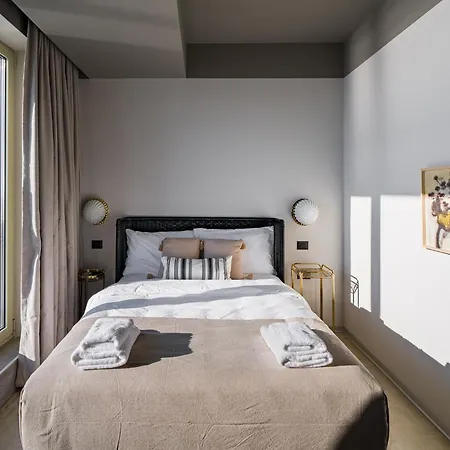 Rezident Tomis Marina Apartmán *