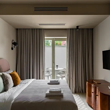 Rezident Tomis Marina Constanţa