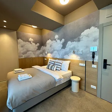 Apartment Rezident Tomis Marina