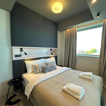 Apartment Rezident Tomis Marina