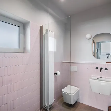 Rezident Tomis Marina * Constanţa