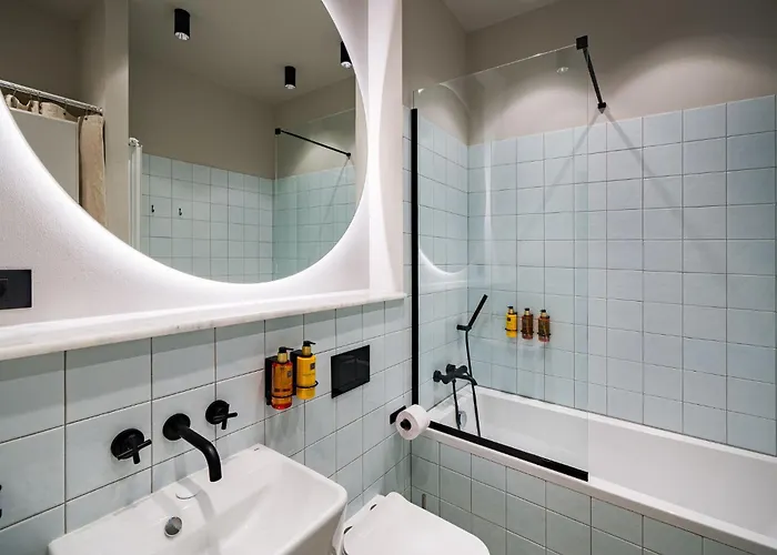 Rezident Tomis Marina コンスタンツァ