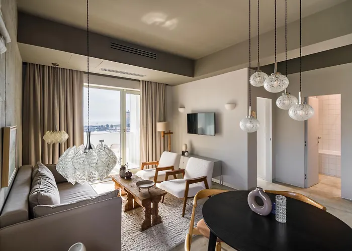 Διαμέρισμα Rezident Tomis Marina