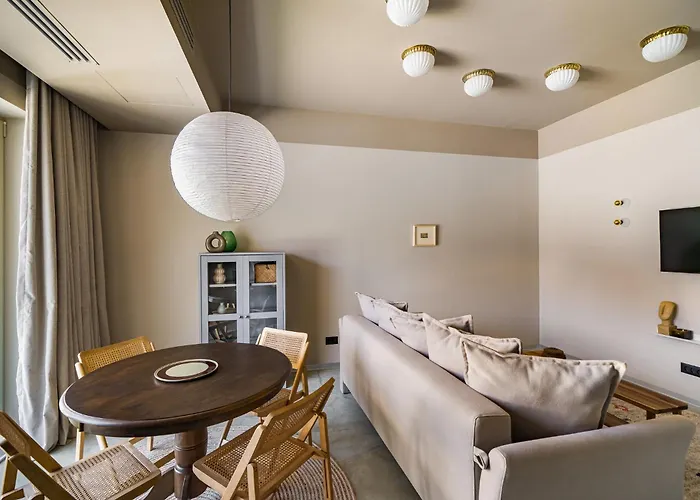 Rezident Tomis Marina アパート コンスタンツァ