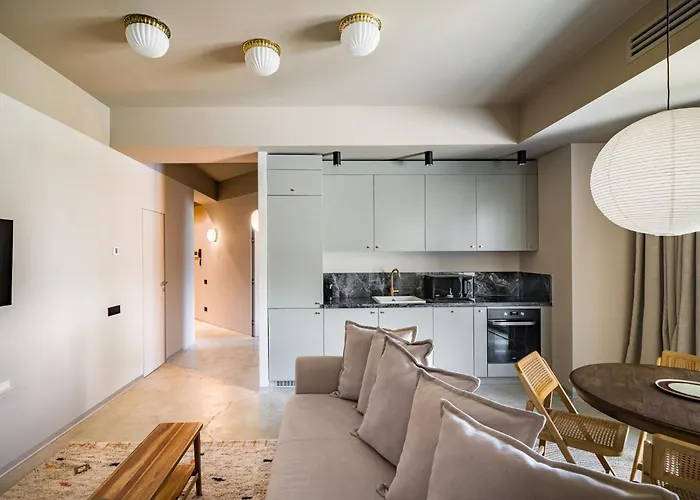 Rezident Tomis Marina Διαμέρισμα