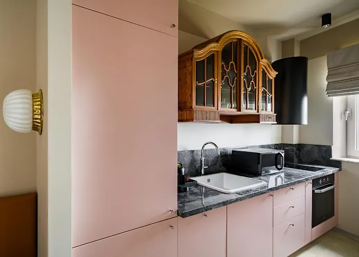 Rezident Tomis Marina Διαμέρισμα