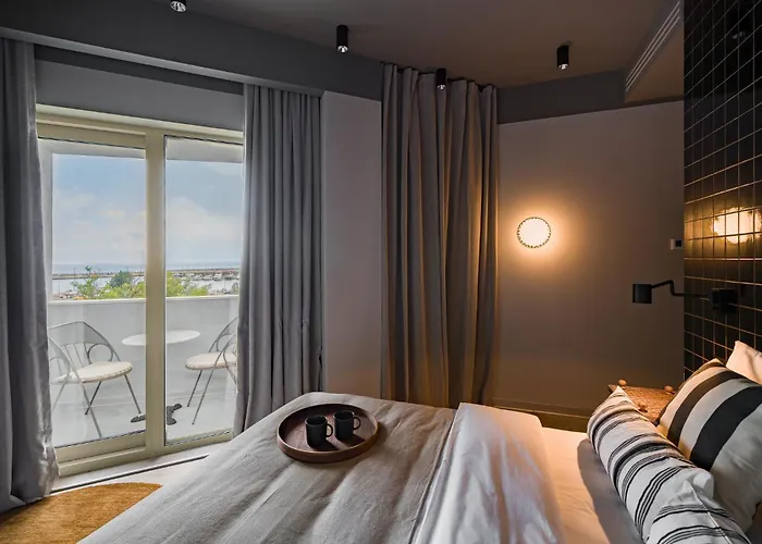 Rezident Tomis Marina Διαμέρισμα *